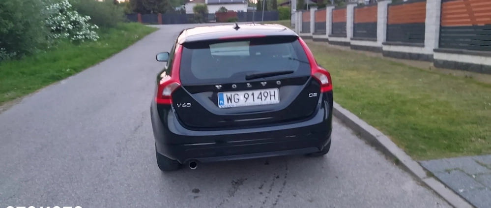 Volvo V60 cena 37500 przebieg: 288200, rok produkcji 2015 z Garwolin małe 301